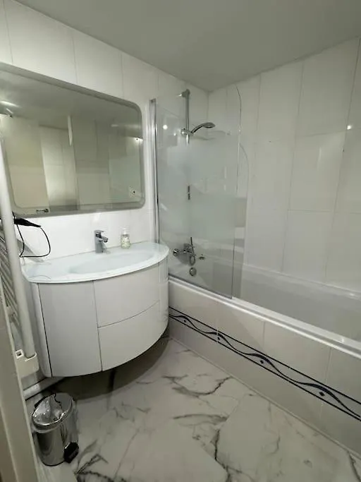 Duplex Pres Des Champs-Elysees Paris France